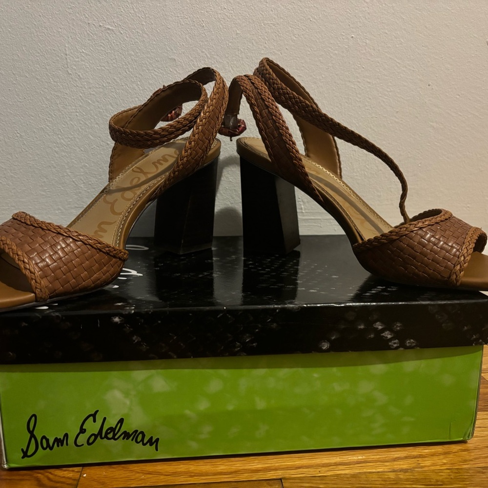 Sam Edelman Danne Sandal - Picture 6 of 6